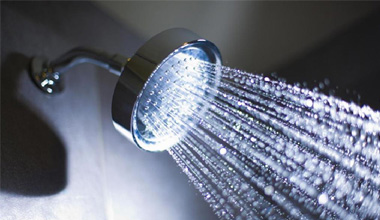 學會準確測量水龍頭或淋浴的水流量
